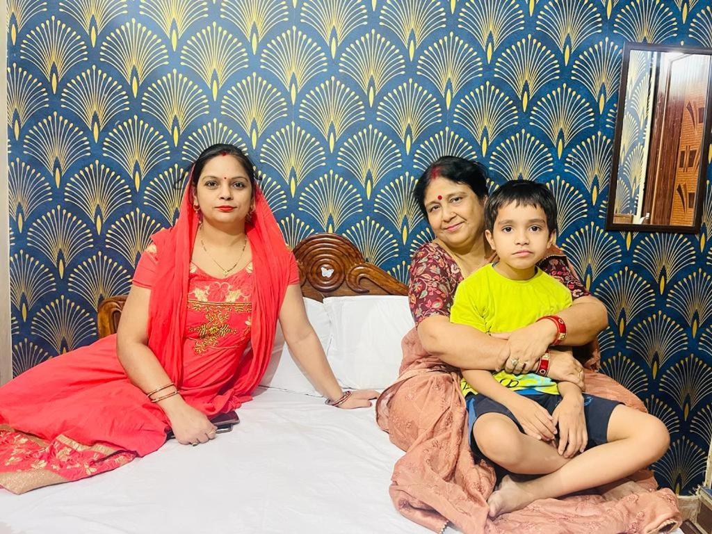 Maa Gauri Paying Guest House Varanasi Exterior photo